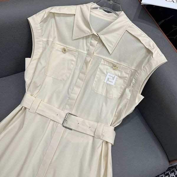 新色登場☆フェンディ ベルテッド・ワンピース 偽物 ホワイト fer15517